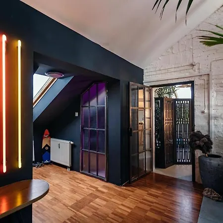 Centrum 120 M アパート